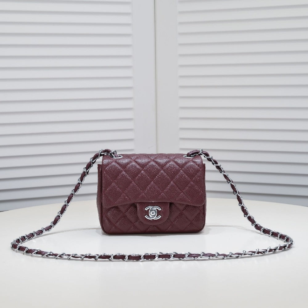 Classic Flap Bag W72