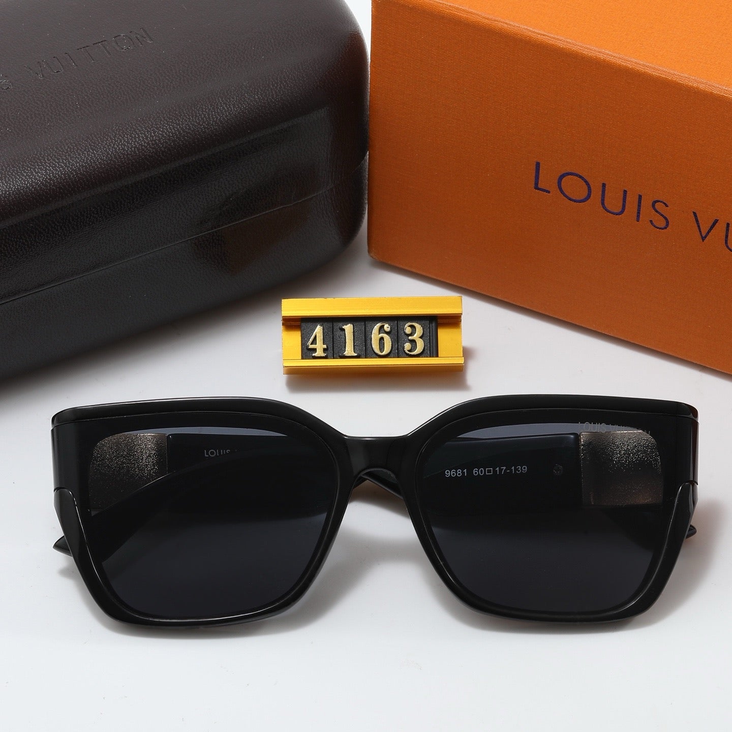 2025 Fashion Square sunglasses