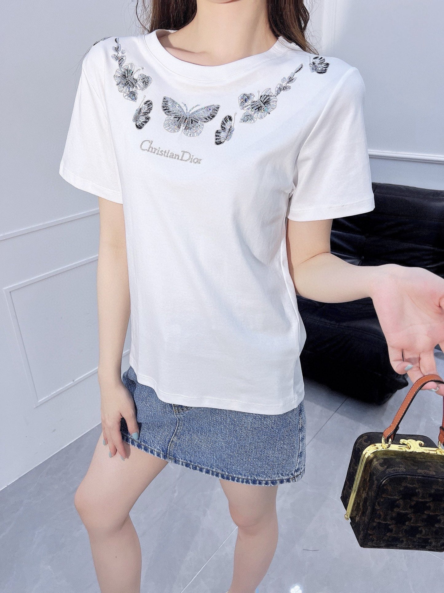 Butterfly Collar Short Sleeve T-shirt