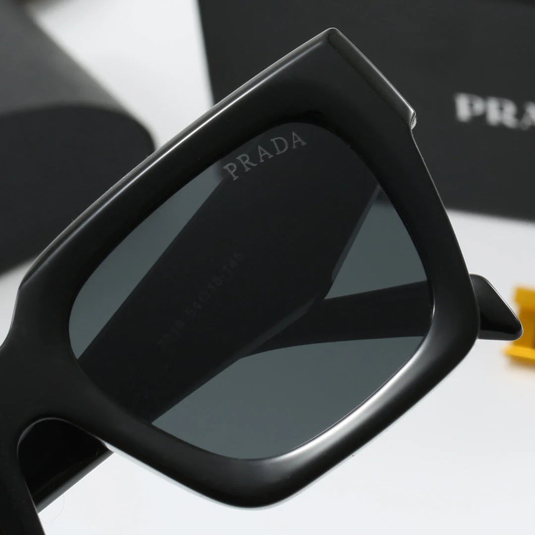 Fashionable square frame universal sunglasses