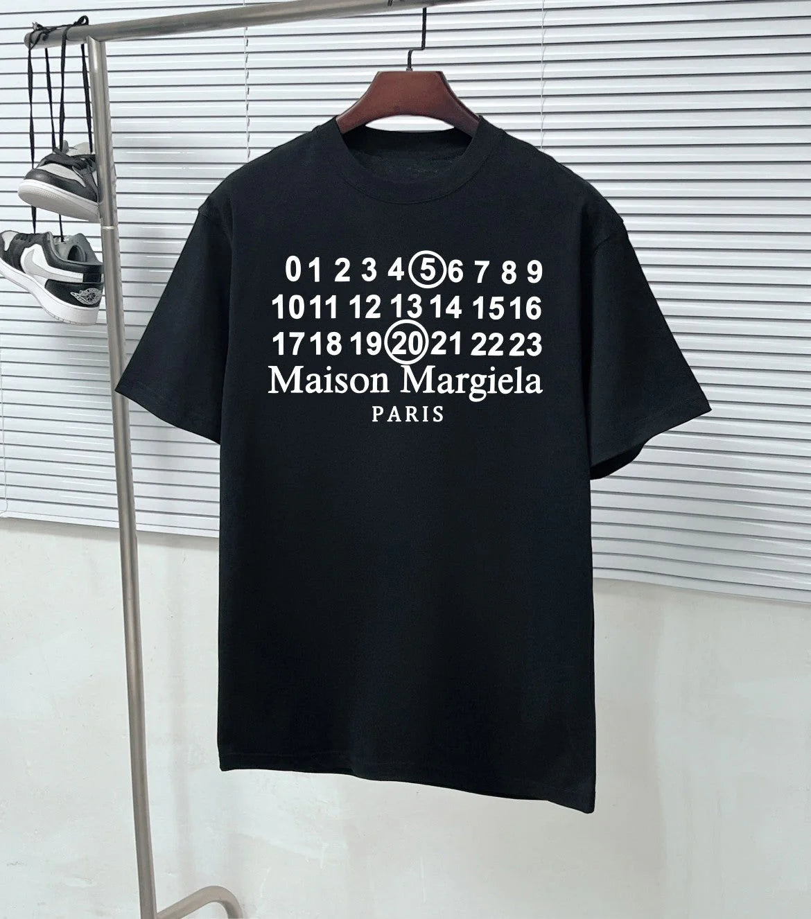 Printed T-Shirt: High-End Fashion Statement-45