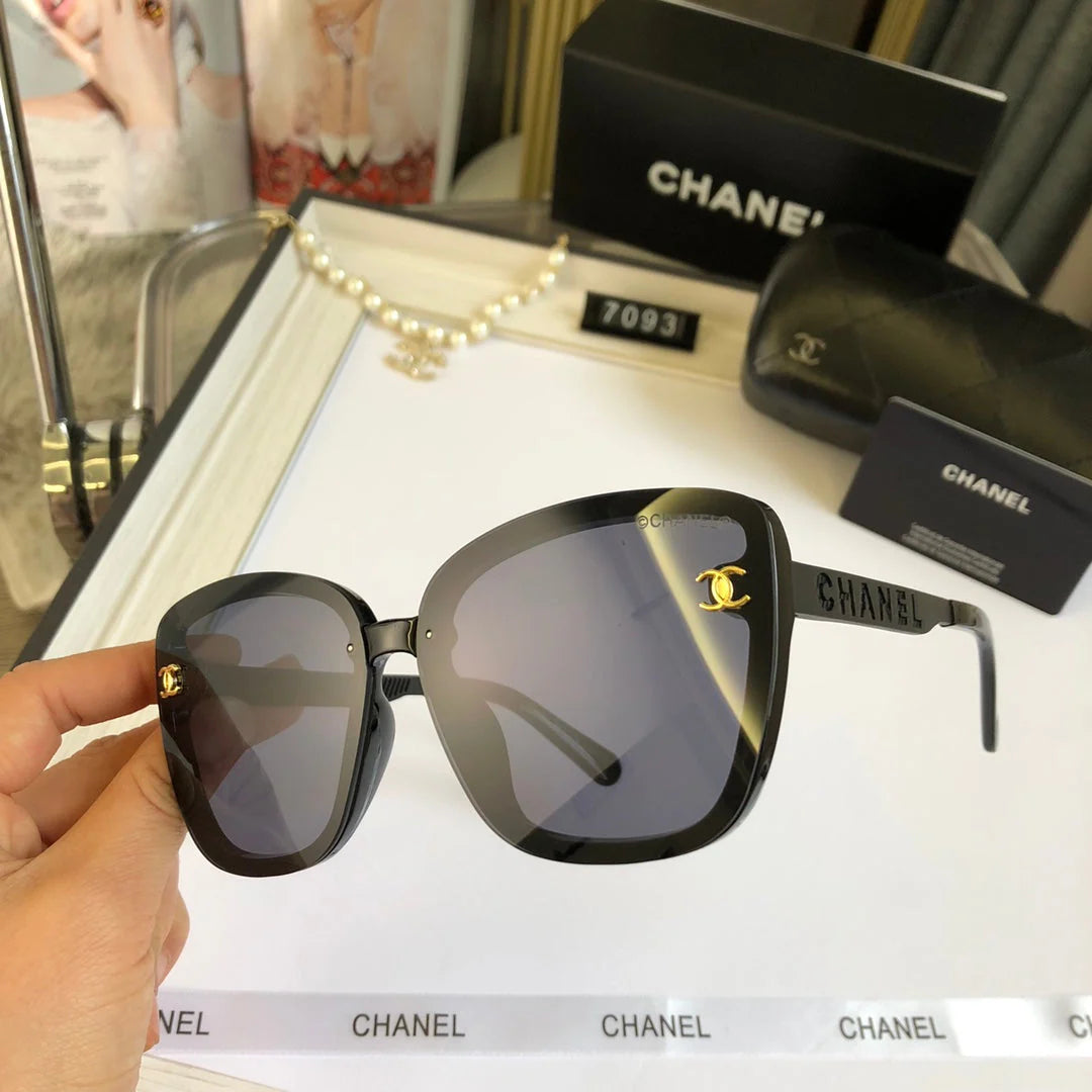 Polarized fashionable anti-UV sunglasses