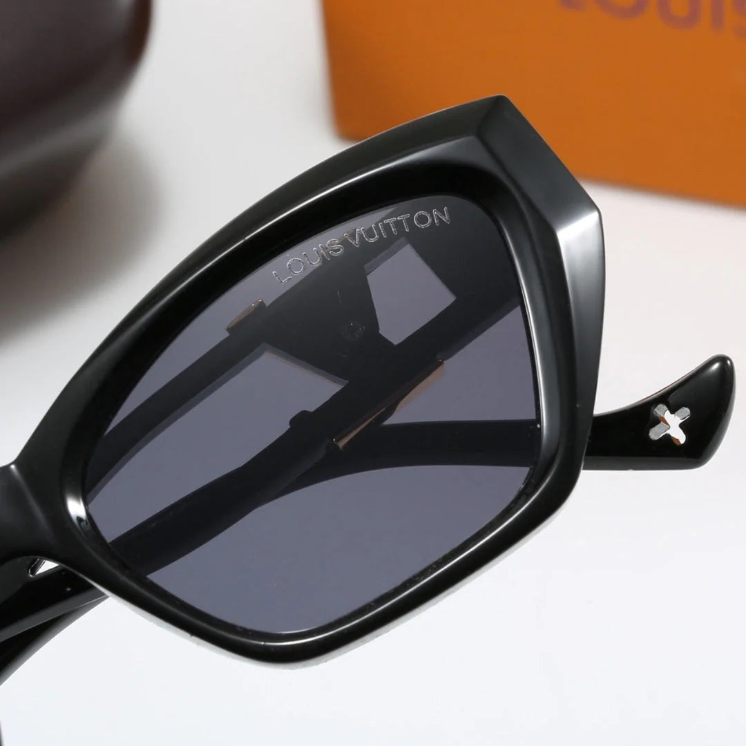 Retro polygonal sunglasses