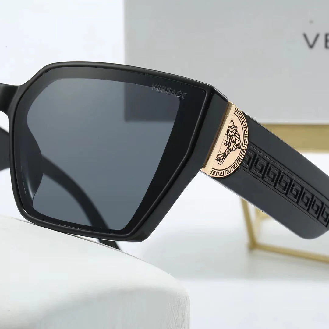 Simple Square Frame Sunglasses 3779