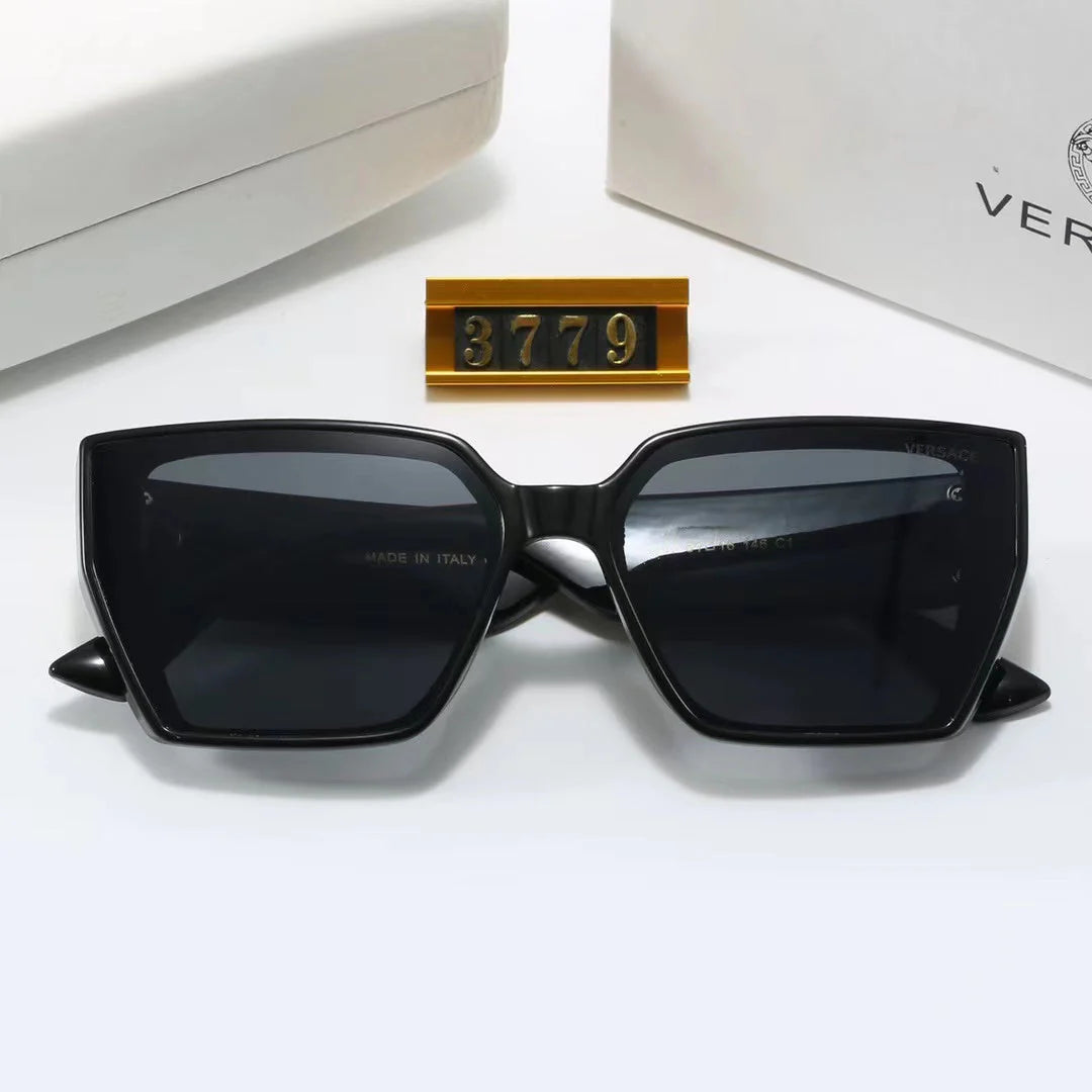 Simple Square Frame Sunglasses 3779