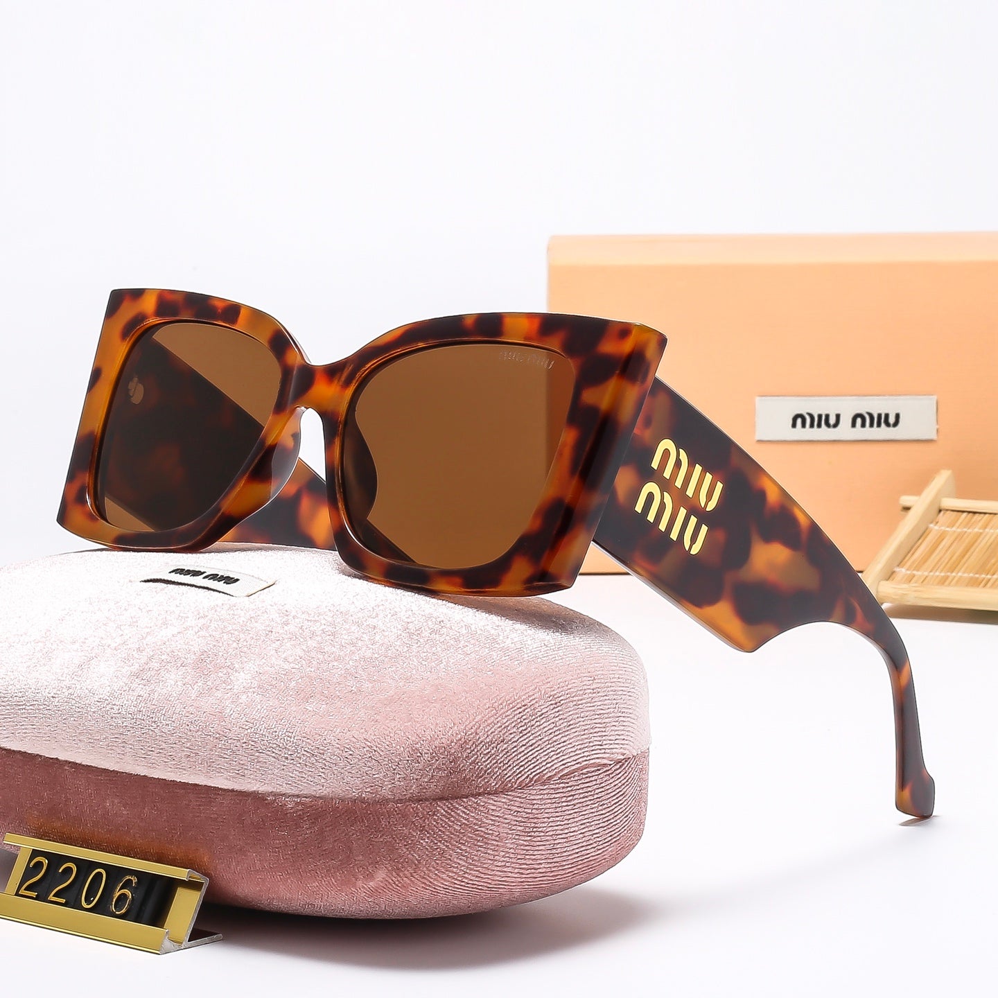 Fashion Big FrameSquare Sunglasses 2206