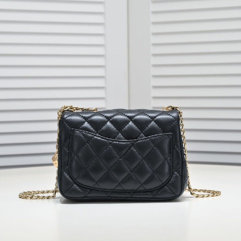 Classic Flap Bag W76