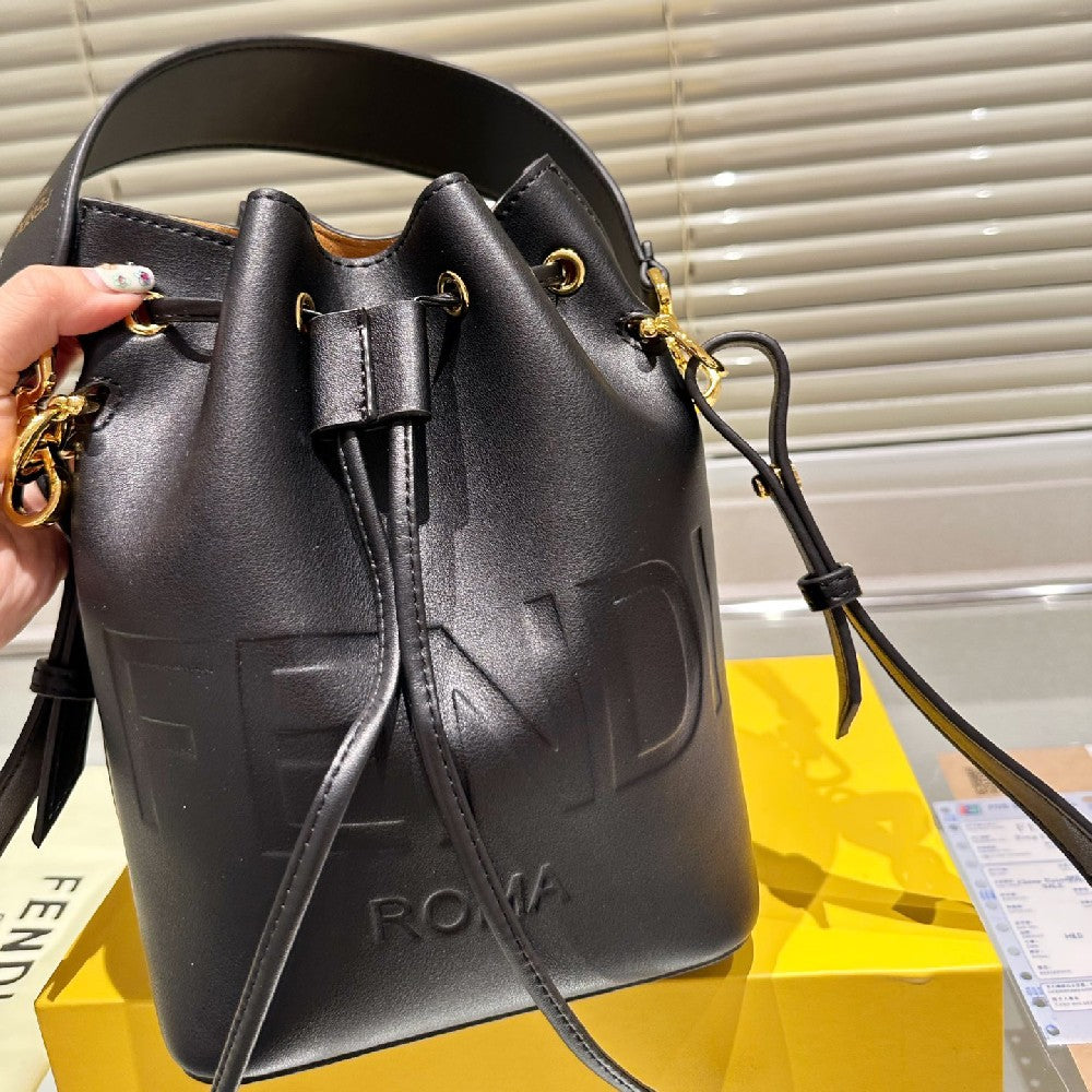 Stylish Bucket Bag W3916